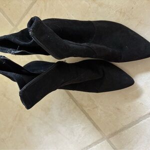 Banana Republic Black Women's Suede Ankle Boots